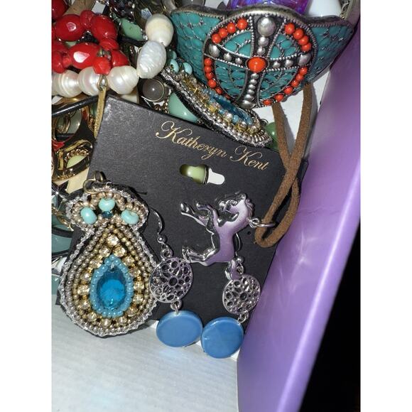 Vintage Southwestern Style Costume Jewelry Lot Silver Tone Wearable 1 Lb 14 Oz - Picture 4 of 10